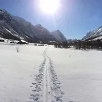 Overvoll Farm Pansiyon Stranda (More og Romsdal)