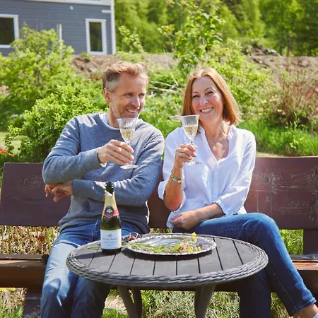 Overvoll Farm Stranda