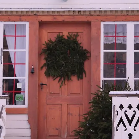 Homestay Overvoll Farm