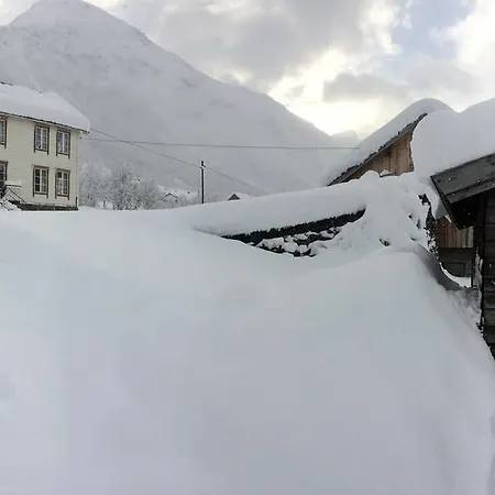 Overvoll Farm Stranda