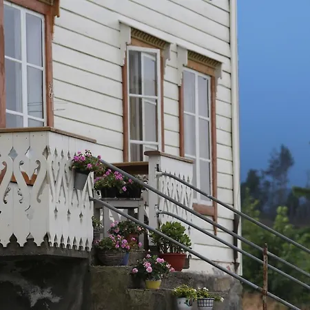 Overvoll Farm Homestay *