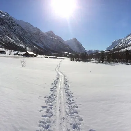 Overvoll Farm Homestay Stranda (More og Romsdal)