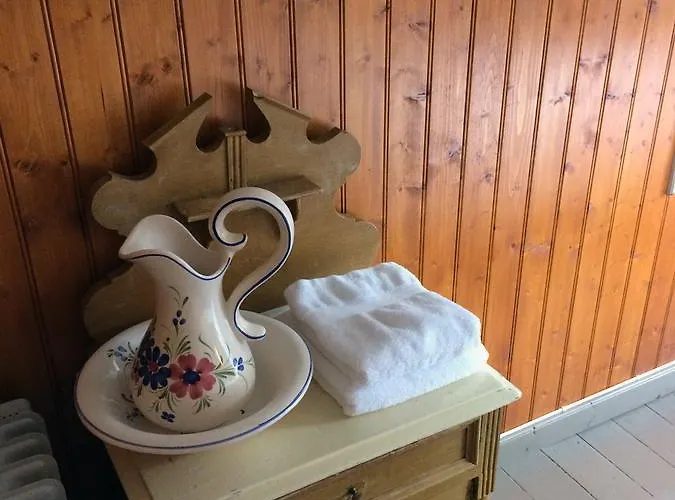 오버볼 팜 홈스테이 스트란다