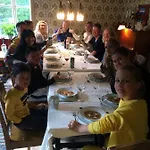 오버볼 팜 홈스테이