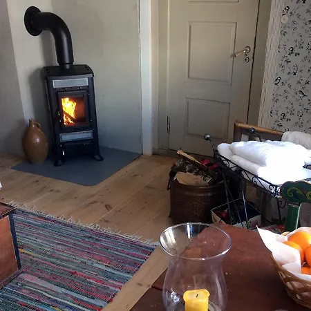 Overvoll Farm Pansiyon Stranda (More og Romsdal)